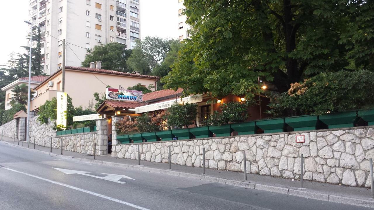 Fami Superior One Bedroom Apartment Rijeka Exterior photo