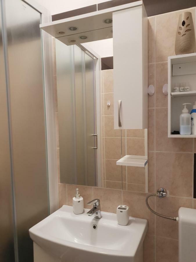 Fami Superior One Bedroom Apartment Rijeka Exterior photo